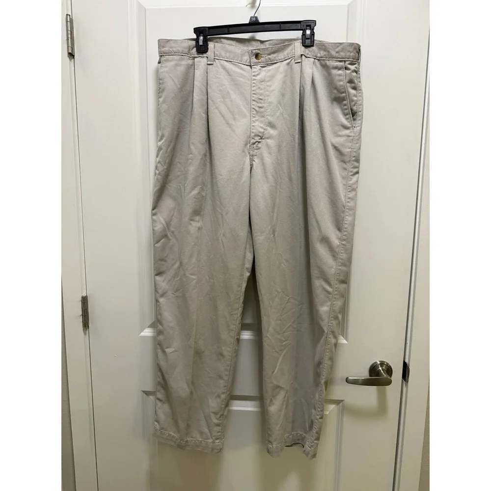 Timber Creek by Wrangler Mens 40x30 Pleated Front Chino Pants Beige Cotton Twill